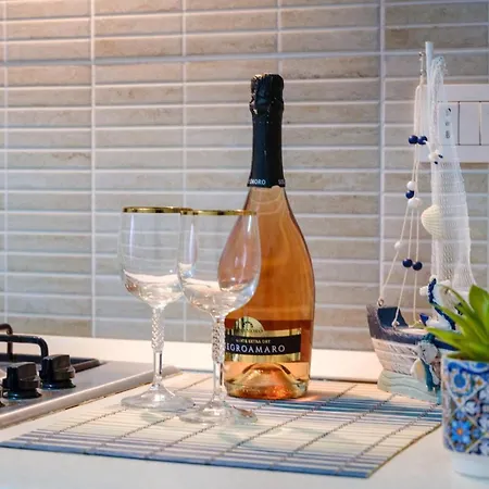 Wavefront San Foca, W-fi, Ac בית נופש